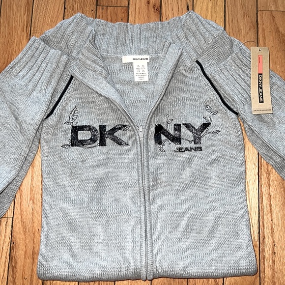DKNY Jeans Brand new grey womens sweater - Picture 1 of 3